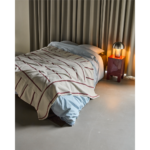 Nula rúmteppi krem- dökk rauðar 240x160c