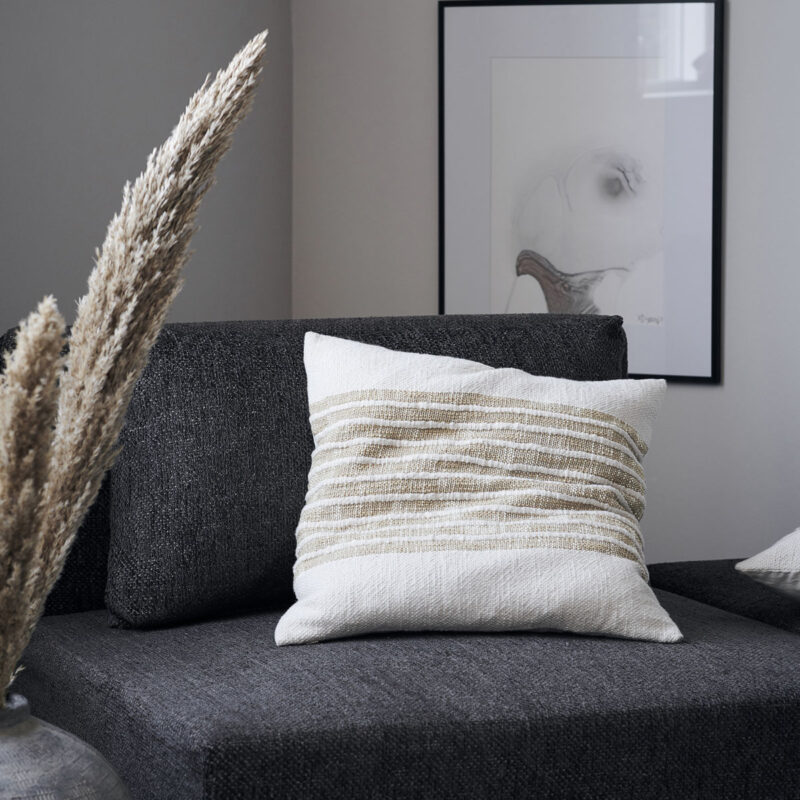 YARN - Púði, ljós brúnn - Image 3